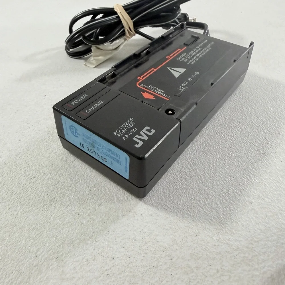 Genuine JVC AA-V5U Camcorder AC Power Adapter Battery Charger W/ DC Power Cord